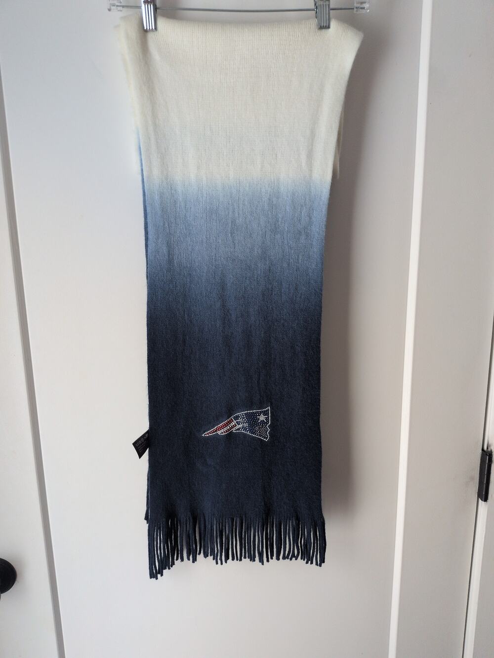 NFL New England Patriots Scarf LittleEarth Rhinestone Bling Ombre Fringe 10x76